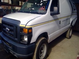 2014 FORD E250 CARGO VAN, WHITE, 5.4L, 2WD, AT.   F25201